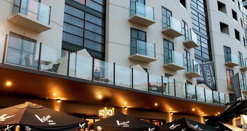 Mantra Hindmarsh Square Hotel Adelaide Exterior foto